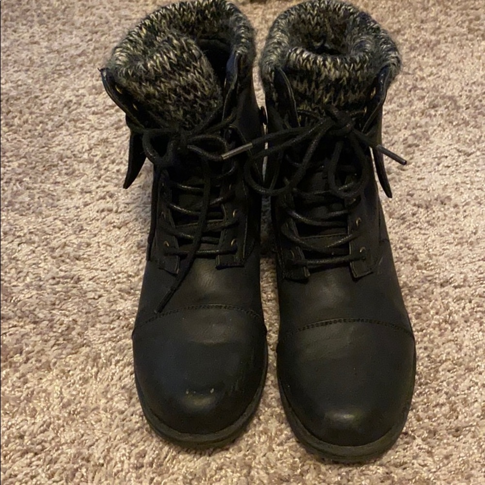 👗 BOGO 50% Black combat boots